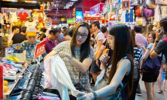 Bán hàng với giá rẻ? Quên đi, hãy bán nhiều hàng với giá cao