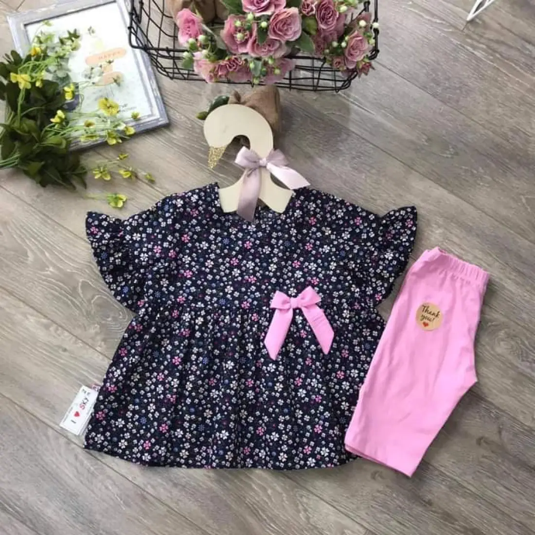 Bộ hoa tay loe bé gái quần legging size 2-6-kidsky-bán sỉ Bộ hoa tay loe bé gái quần legging size 2-6 Bộ hoa tay loe bé gái quần legging size 2-6-BỘ XUÂN HÈ BÉ GÁI